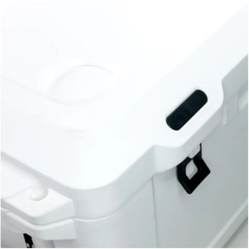 Patrol Ice Chest Cooler 35 qt